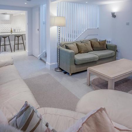 Caleb'S Cottage - 4 Bedroom Cottage - Solva Esterno foto